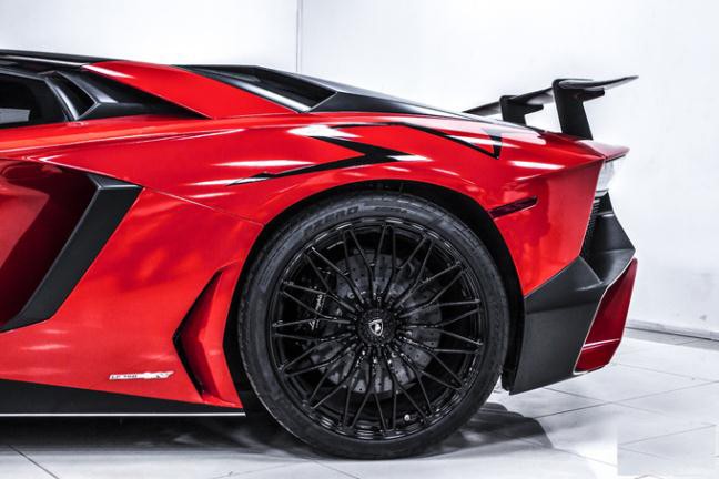 Aventador SV 35 ty cua Minh &quot;nhua&quot; thay ao 45 trieu dong-Hinh-9